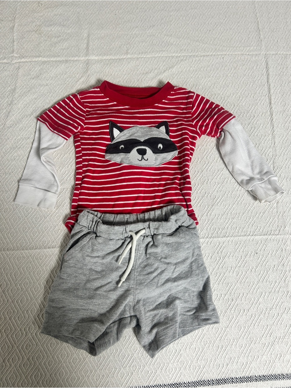 Old Navy & Carters 18-34M set Red & White Striped Top with Gray Knit Bottoms